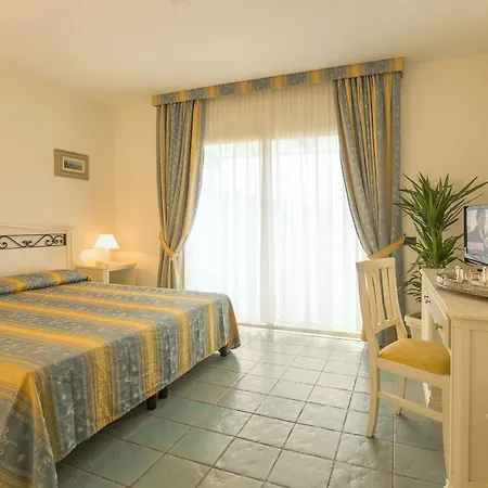 Biodola Hotel 4*