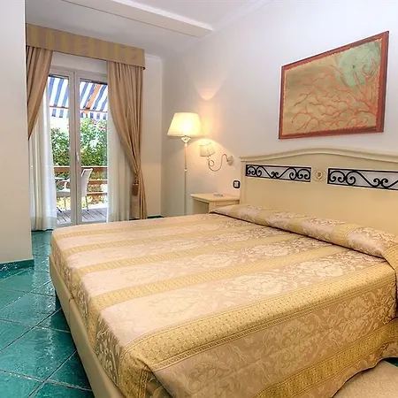 Biodola Hotel 4*