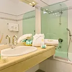 Biodola 4*